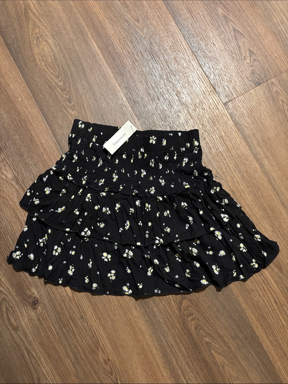 Francesca's Collections Black Mini Skirt with White & Yellow Floral Print